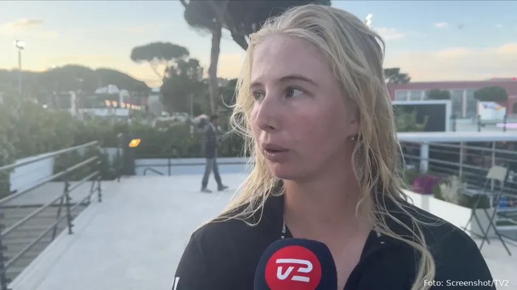 Wimbledon-chok: Clara Tauson nødt til at skifte hotelværelse