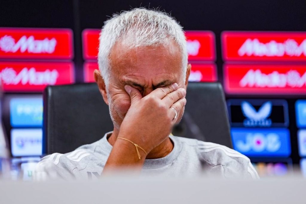José Mourinho breaks down in tears at press conference